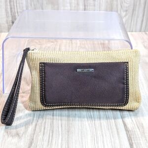 The Sak Wristlet Purse Knit Crochet Neutral Tan Brown Beachy Boho Minimalist